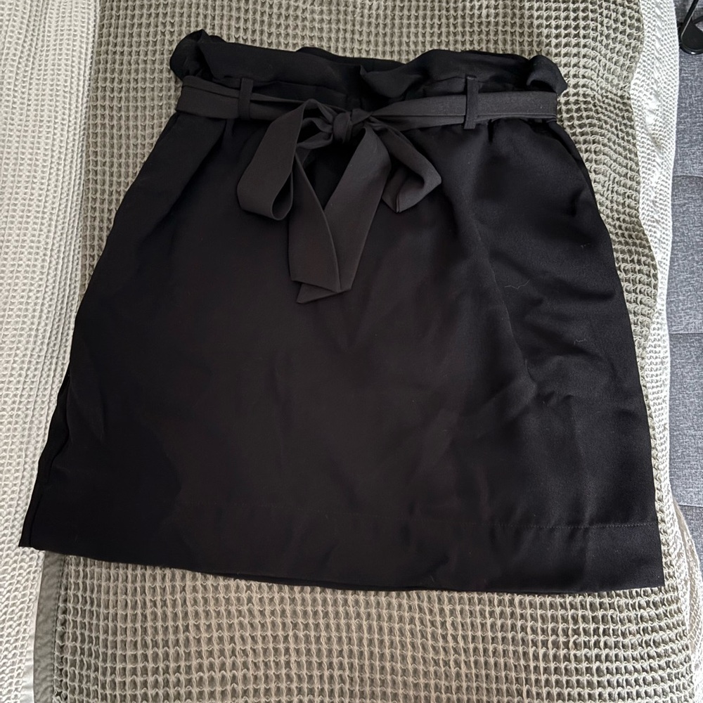 Elegant Express Black Women's Skirt